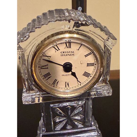 Vintage Crystal Legends by Godinger Quartz Cclock. - Picture 4 of 7